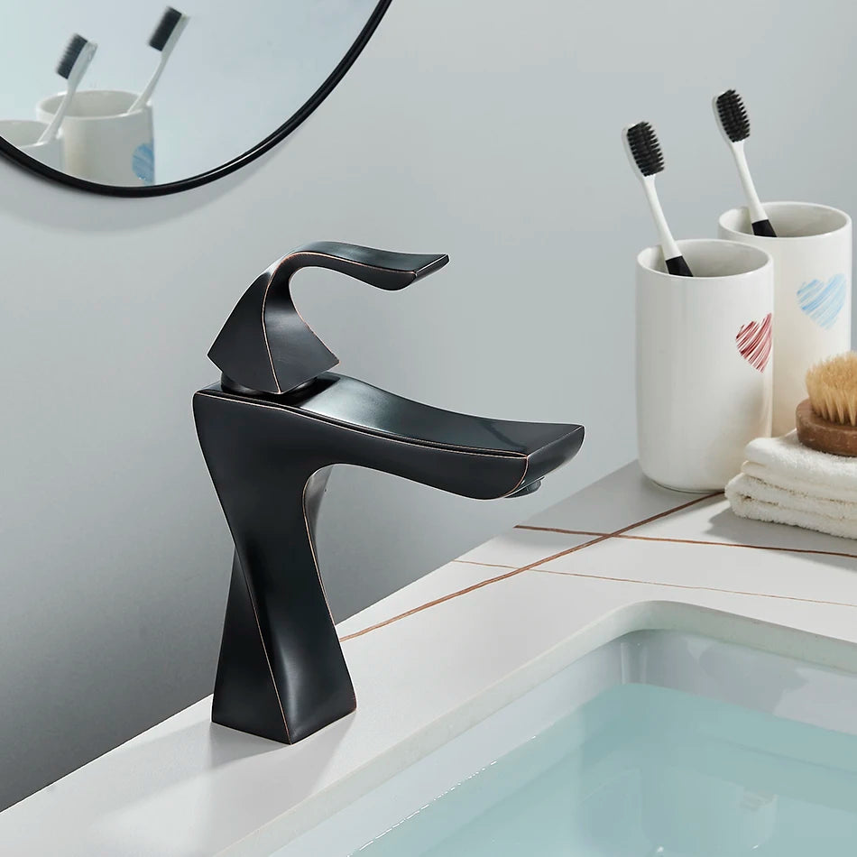 H5a1b1b47d25e4e8bb4863ab2c7264dfcp.jpg - Robinet de cuisine