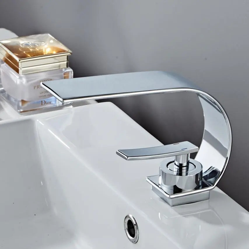H919073a15d6e436e83e2d7bfb36fa64cb.jpg - Robinet de cuisine